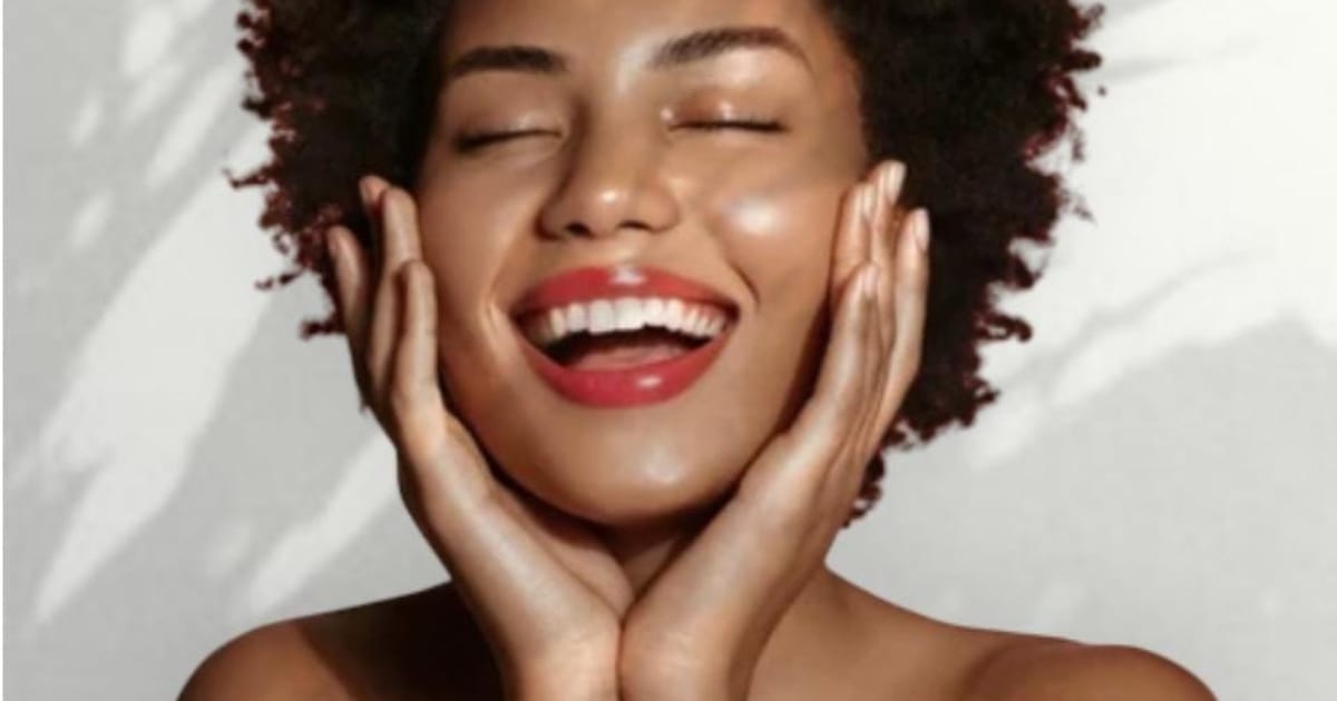 10 Proven Ways to Achieve Glowing Skin Naturally