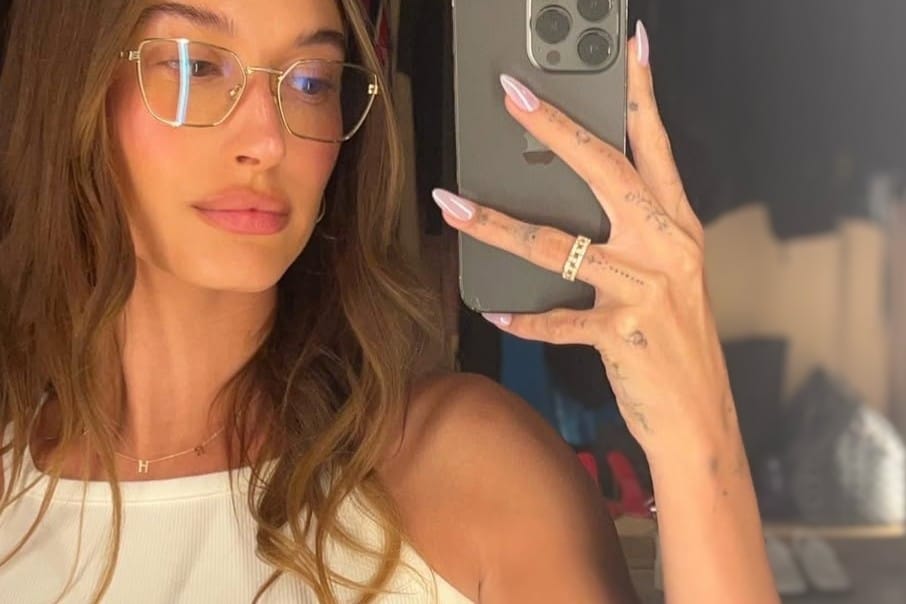 Hailey Bieber Nails