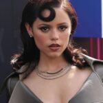 Jenna Ortega No-Eyebrow Look